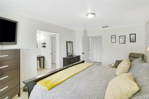 Купить виллу или дом в Хомстед, Флорида 4 спальни, 149.67м2, № 1991451 - фото 14