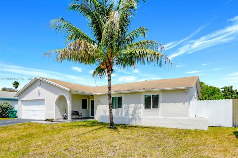 Купить виллу или дом в Хомстед, Флорида 4 спальни, 149.67м2, № 1991451 - фото 19