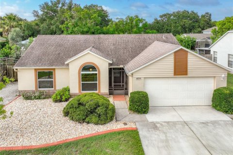 House in Rockledge, Florida 3 bedrooms, 127.18 sq.m. № 2285317