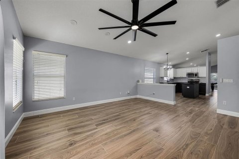 Casa en venta en Orlando, Florida, 4 dormitorios, 180.97 m2 № 1907705 - foto 22