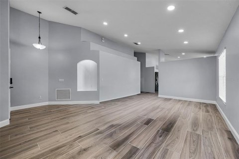Casa en venta en Orlando, Florida, 4 dormitorios, 180.97 m2 № 1907705 - foto 13