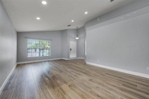 Casa en venta en Orlando, Florida, 4 dormitorios, 180.97 m2 № 1907705 - foto 12