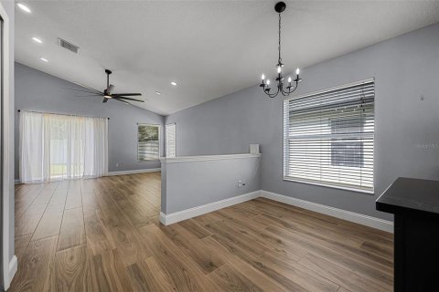 Casa en venta en Orlando, Florida, 4 dormitorios, 180.97 m2 № 1907705 - foto 16