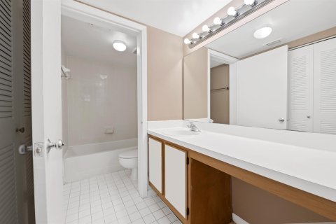 Copropriété à louer à Oakland Park, Floride: 2 chambres, 92.16 m2 № 2147222 - photo 12