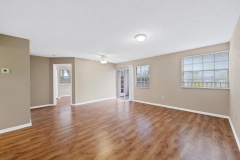 Copropriété à louer à Oakland Park, Floride: 2 chambres, 92.16 m2 № 2147222 - photo 8