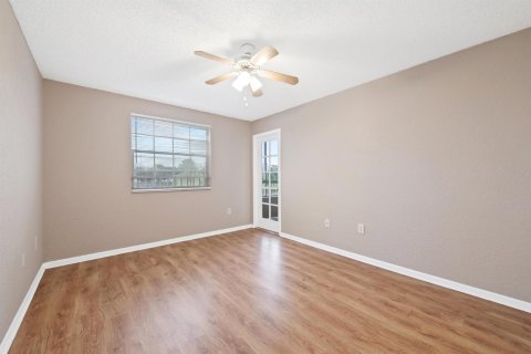 Copropriété à louer à Oakland Park, Floride: 2 chambres, 92.16 m2 № 2147222 - photo 11