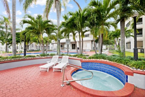 Copropriété à louer à Oakland Park, Floride: 2 chambres, 92.16 m2 № 2147222 - photo 24