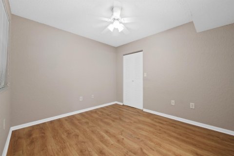 Copropriété à louer à Oakland Park, Floride: 2 chambres, 92.16 m2 № 2147222 - photo 16
