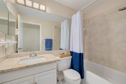 Townhouse in Largo, Florida 3 bedrooms, 154.22 sq.m. № 1873898 - photo 22