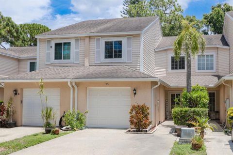 Townhouse in Largo, Florida 3 bedrooms, 154.22 sq.m. № 1873898 - photo 1