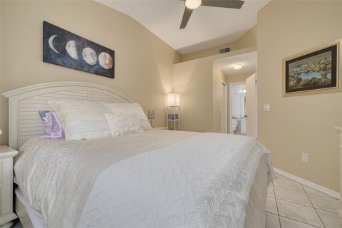 Townhouse in Largo, Florida 3 bedrooms, 154.22 sq.m. № 1873898 - photo 12