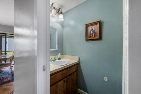 Touwnhouse à vendre à Tampa, Floride: 3 chambres, 122.07 m2 № 1899099 - photo 15
