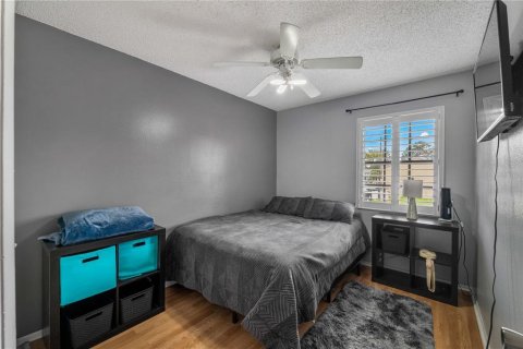 Touwnhouse à vendre à Tampa, Floride: 3 chambres, 122.07 m2 № 1899099 - photo 4