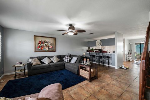Touwnhouse à vendre à Tampa, Floride: 3 chambres, 122.07 m2 № 1899099 - photo 19