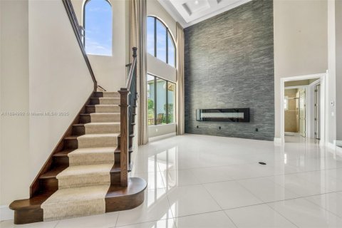 Снять в аренду виллу или дом в Делрей-Бич, Флорида 5 спален, 484.58м2, № 1947480 - фото 25