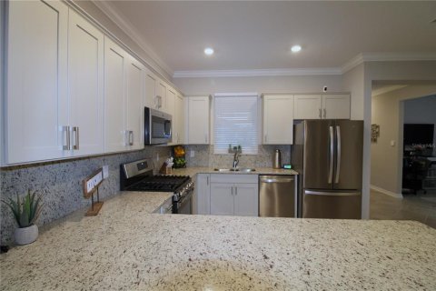 House in Ocala, Florida 2 bedrooms, 136.47 sq.m. № 1537107 - photo 15