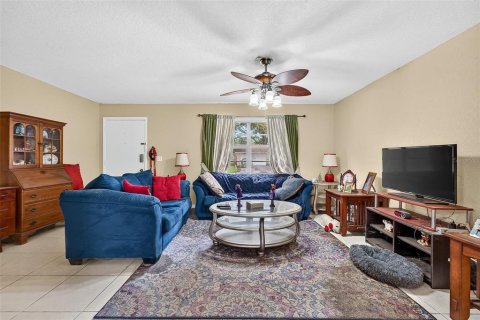 Villa ou maison à vendre à Lutz, Floride: 3 chambres, 109.25 m2 № 2304398 - photo 6