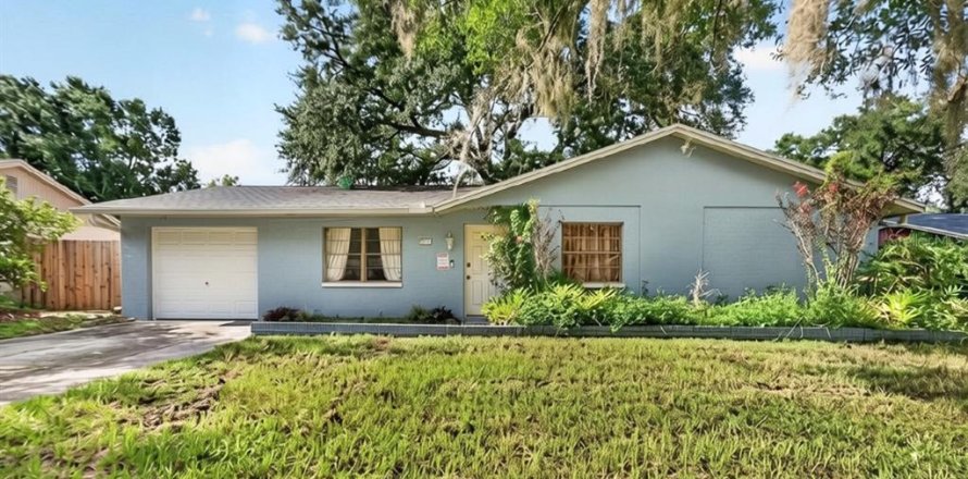 Villa ou maison à Lutz, Floride 3 chambres, 109.25 m2 № 2304398