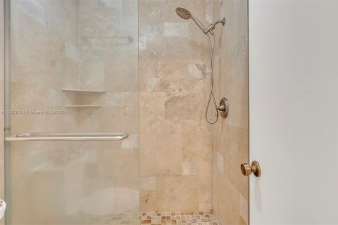 Touwnhouse à vendre à Deerfield Beach, Floride: 3 chambres, 132.57 m2 № 1929999 - photo 18