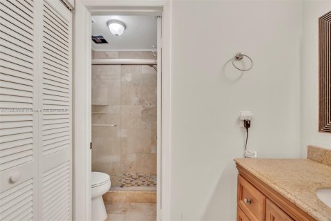 Touwnhouse à vendre à Deerfield Beach, Floride: 3 chambres, 132.57 m2 № 1929999 - photo 17