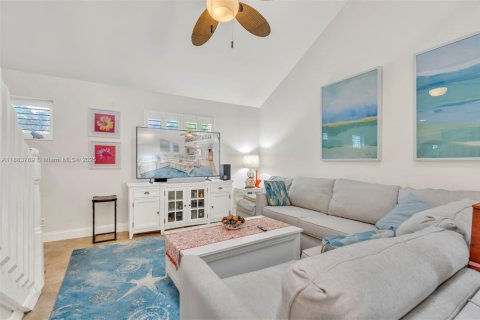 Touwnhouse à vendre à Deerfield Beach, Floride: 3 chambres, 132.57 m2 № 1929999 - photo 5