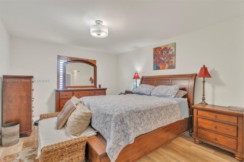 Touwnhouse à vendre à Deerfield Beach, Floride: 3 chambres, 132.57 m2 № 1929999 - photo 13