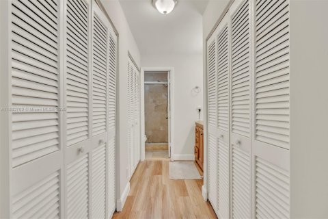 Touwnhouse à vendre à Deerfield Beach, Floride: 3 chambres, 132.57 m2 № 1929999 - photo 15