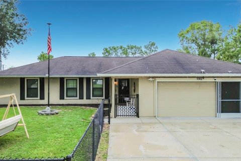 House in Ocala, Florida 4 bedrooms, 168.8 sq.m. № 2234754