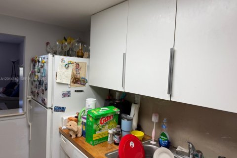 Condo à Hialeah Gardens, Floride, 2 chambres  № 2076411