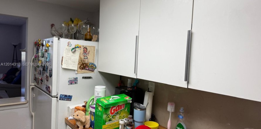 Condo à Hialeah Gardens, Floride, 2 chambres  № 2076411