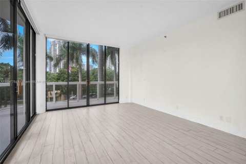 Copropriété à vendre à Aventura, Floride: 2 chambres, 124.49 m2 № 1811119 - photo 26