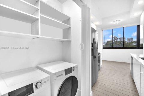 Copropriété à vendre à Aventura, Floride: 2 chambres, 124.49 m2 № 1811119 - photo 27