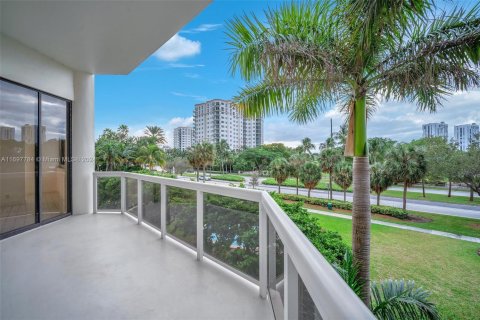 Copropriété à vendre à Aventura, Floride: 2 chambres, 124.49 m2 № 1811119 - photo 1