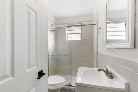 Casa en alquiler en Gainesville, Florida, 2 dormitorios, 57.97 m2 № 1551558 - foto 10