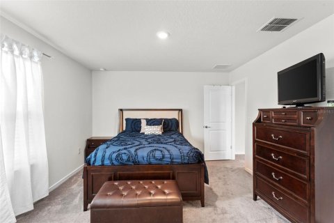 Casa en venta en Zephyrhills, Florida, 4 dormitorios, 268.02 m2 № 1788009 - foto 28