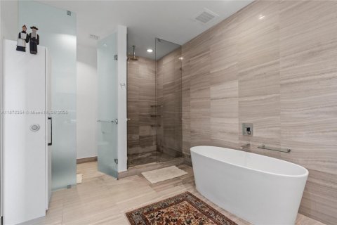 Condominio en venta en Aventura, Florida, 4 dormitorios, 273.32 m2 № 1983317 - foto 23