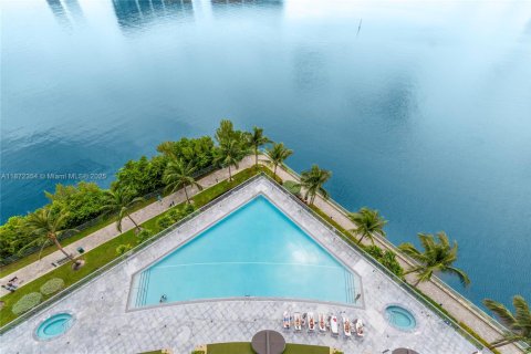 Condominio en venta en Aventura, Florida, 4 dormitorios, 273.32 m2 № 1983317 - foto 7