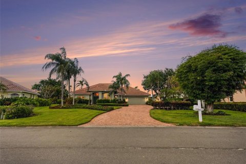 Villa ou maison à Port Charlotte, Floride 4 chambres, 255.67 m2 № 2119230