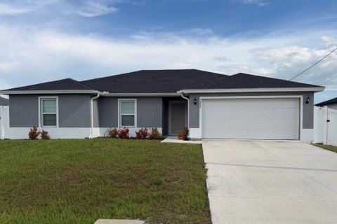 Villa ou maison à Cape Coral, Floride 4 chambres, 168.06 m2 № 2231439