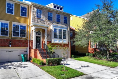 Casa en venta en Jacksonville, Florida, 4 dormitorios, 256.97 m2 № 882029 - foto 1
