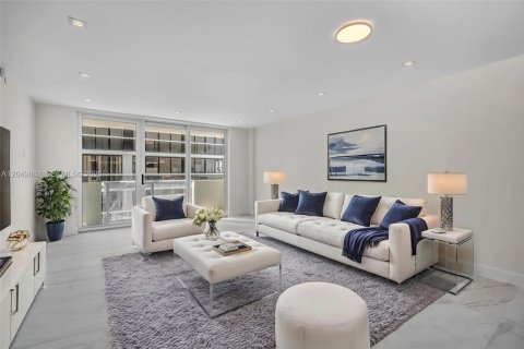 Condominio en venta en Surfside, Florida, 1 dormitorio, 86.12 m2 № 2181603 - foto 8