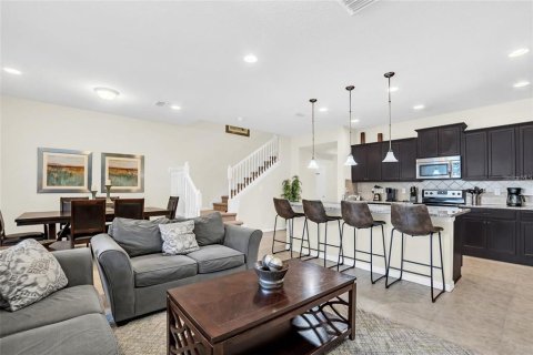 Adosado en venta en Kissimmee, Florida, 5 dormitorios, 210.24 m2 № 1554337 - foto 15