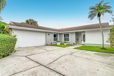 Casa en venta en Tampa, Florida, 3 dormitorios, 168.34 m2 № 2383821 - foto 17
