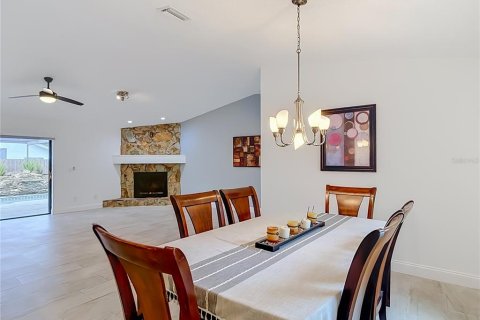 Casa en venta en Tampa, Florida, 3 dormitorios, 168.34 m2 № 2383821 - foto 18