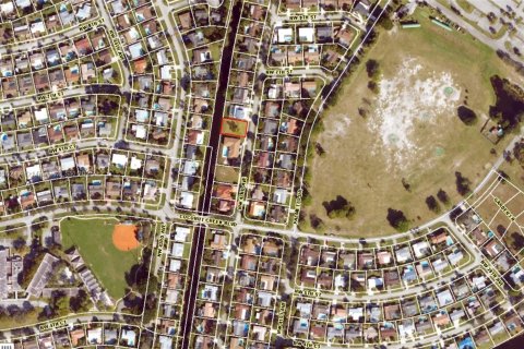 Land in Coconut Creek, Florida № 2077233 - photo 10