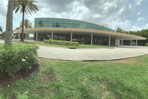 Condominio en venta en Fort Lauderdale, Florida, 2 dormitorios, 121.24 m2 № 1179869 - foto 1
