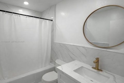 Villa ou maison à louer à Hollywood, Floride: 3 chambres, 163.14 m2 № 2001284 - photo 4