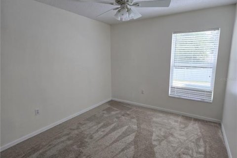 House in Lakeland, Florida 3 bedrooms, 136.75 sq.m. № 2237682 - photo 10