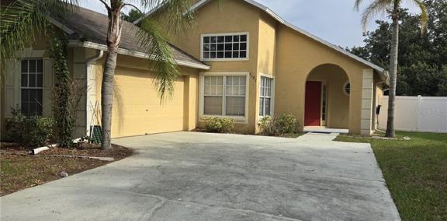 House in Lakeland, Florida 3 bedrooms, 136.75 sq.m. № 2237682