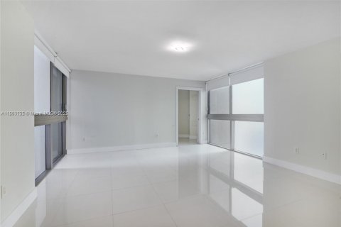 Condominio en venta en Aventura, Florida, 2 dormitorios, 154.5 m2 № 1890339 - foto 6